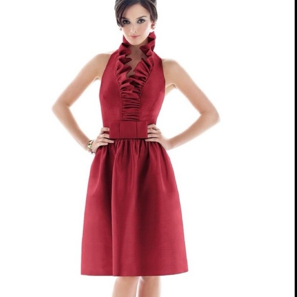 Alfred Sung
Halterneck Mini Dress - Picture 1 of 9